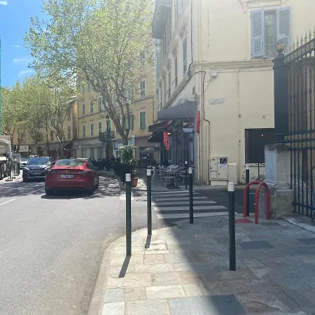 Centre-ville アパート バスティア